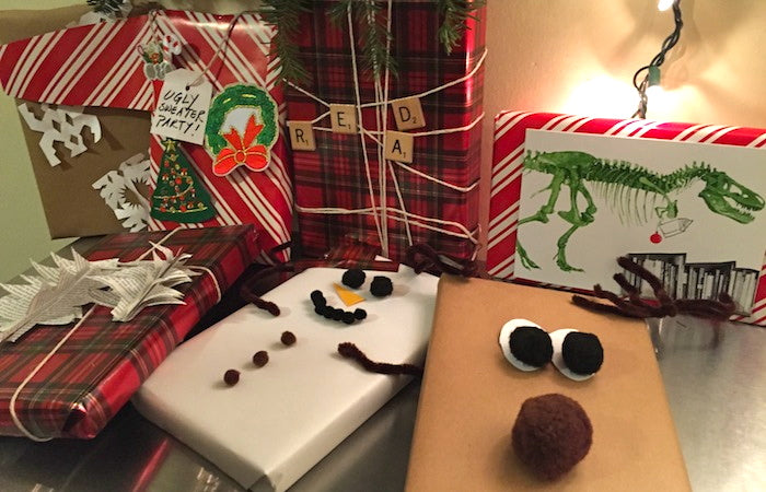 7 Easy Ways to Creatively Wrap Books