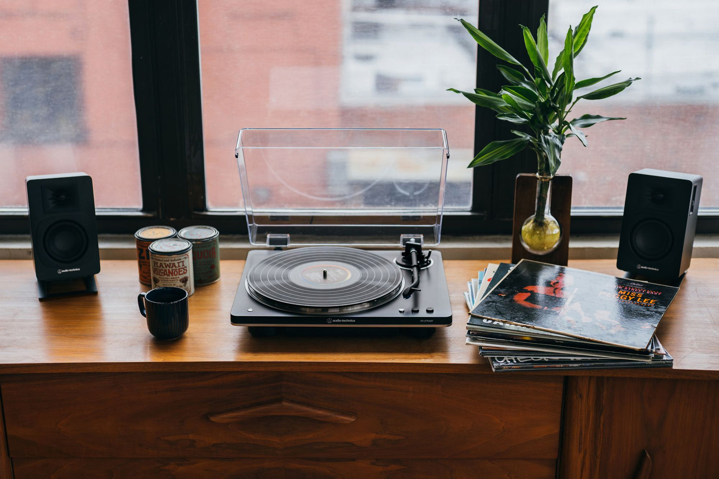 Audio Technica - ASP-LP70XBT-BS - Fully Automatic Turntable - Bluetooth Wireless (Silver Trim)