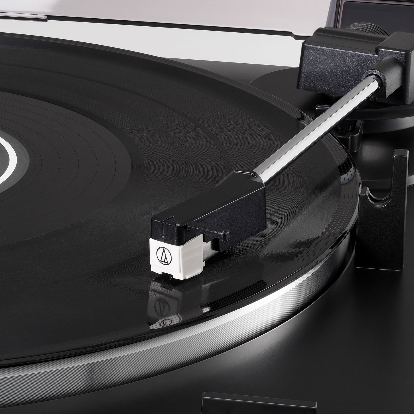 Audio-Technica - ASP-LP60X-BKBN - Fully Automatic Belt-Drive Stereo Black Turntable