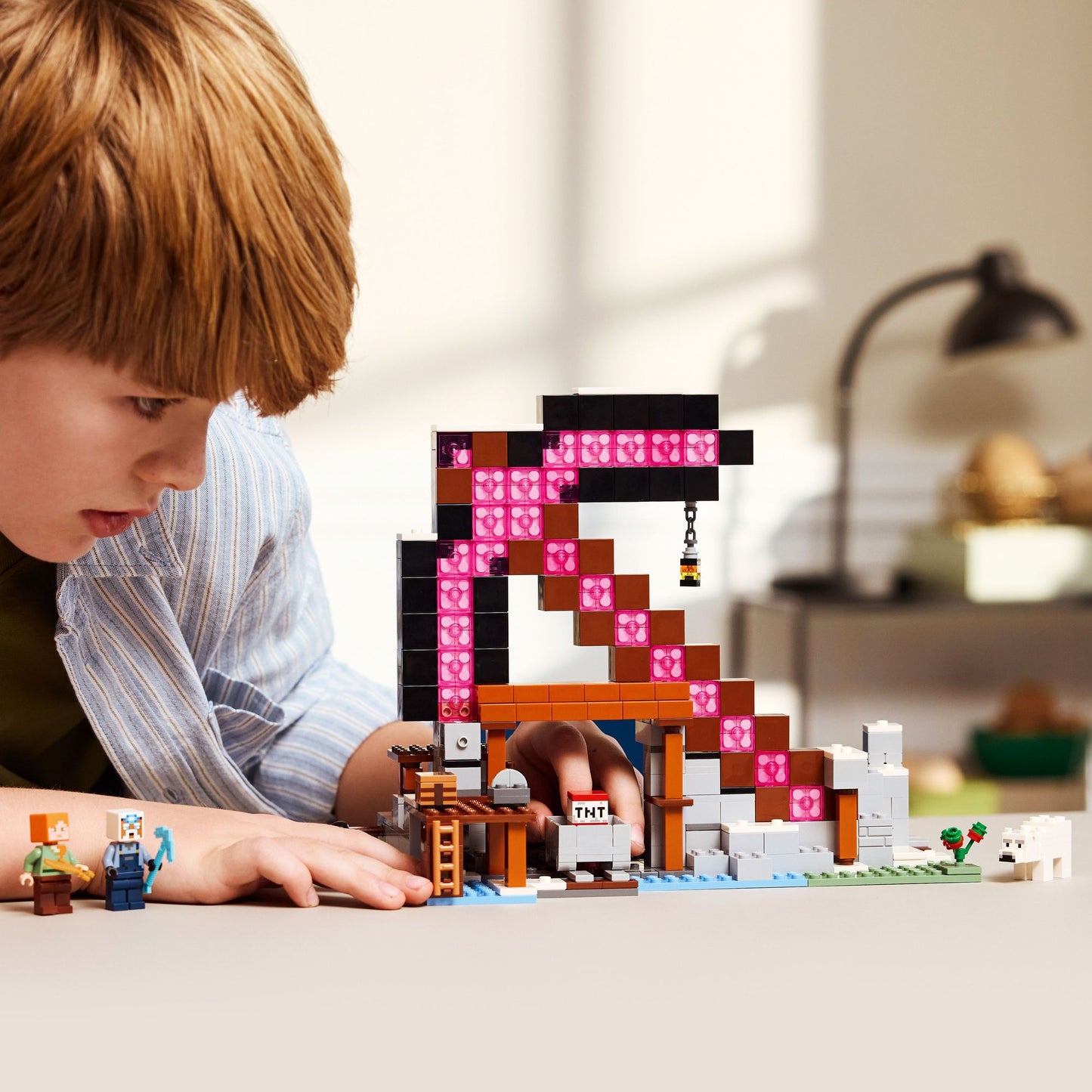 LEGO Minecraft The Pickaxe Mine 21277